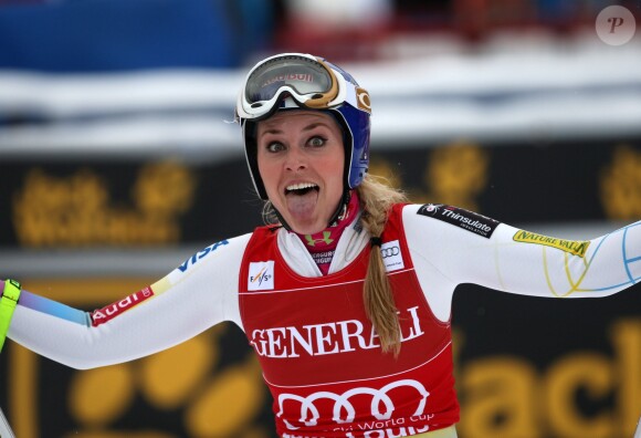 Lindsey Vonn lors de sa victoire sur la descente de Lake Louise, au Canada le 1er décembre 2012