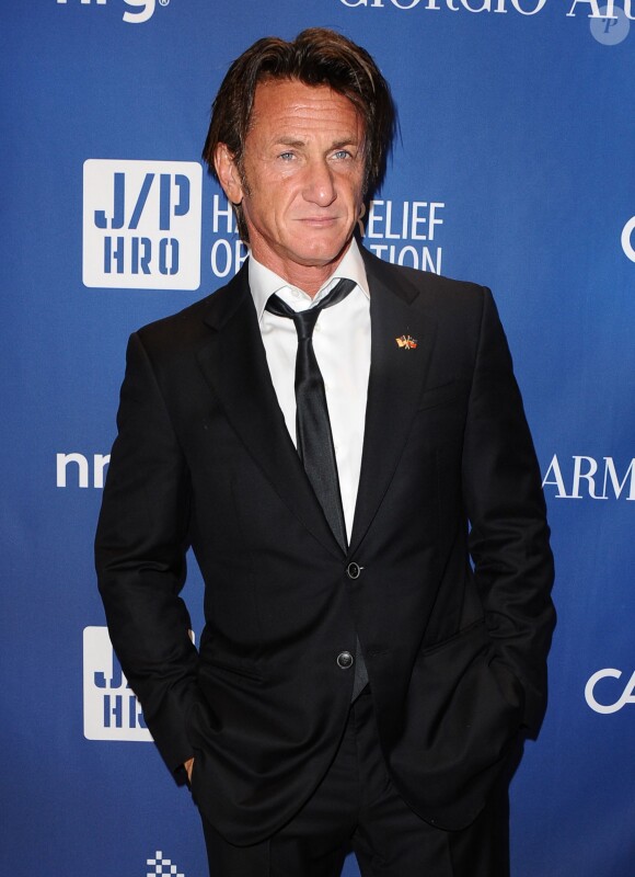 Sean Penn lors du gala de charité organisé par son association au profit d'Haïti à Los Angeles, le 11 janvier 2014.