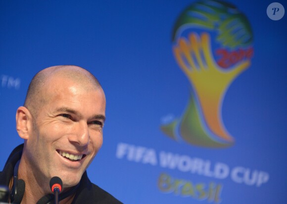 Zinédine Zidane au media center de Costa do Sauipe, au Brésil le 6 décembre 2013 à l'occasion du tirage au sort de la Coupe du monde 2014