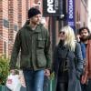 Dakota Fanning (19 ans) et Jamie Strachan (32 ans) se promenant à New York le 15 janvier 2014