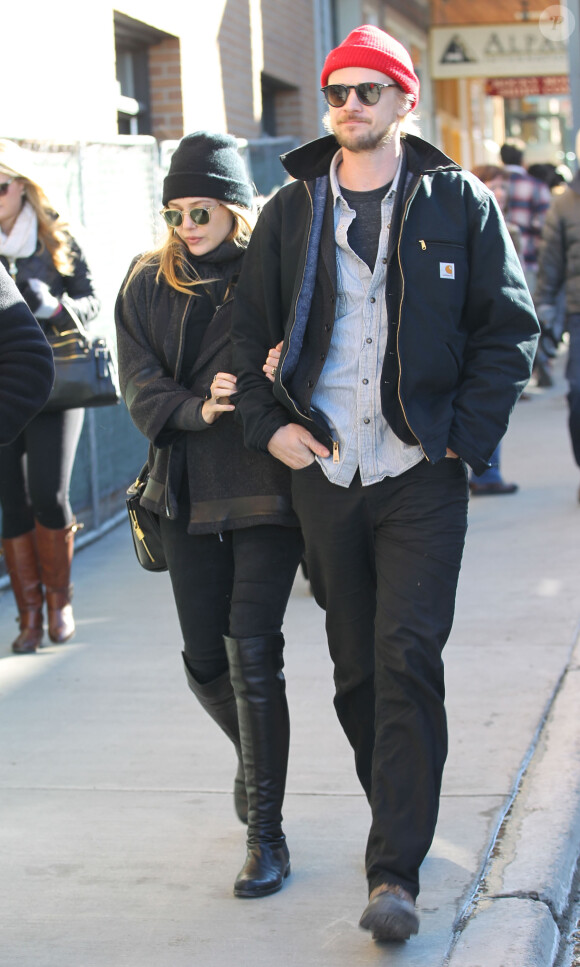 Elizabeth Olsen et son boyfriend Boyd Holbrook au festival du film de Sundance à Park City, Utah, le 19 janvier 2014.