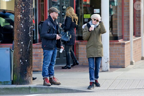 Les jeunes fiancés Robin Wright et Ben Foster en promenade à Vancouver au Canada le 19 janvier 2014
