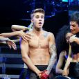 Le sexy Justin Bieber, en concert à Pékin, en Chine, le 29 septembre 2013.