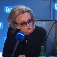 Bernadette Chirac tendre avec Valérie Trierweiler : ''Je pense à elle''