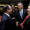 Francois Hollande, Michelle Obama, Barack Obama, Valérie Trierweiler à Johannesburg, le 10 décembre 2013.