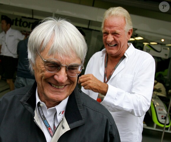 Bernie Ecclestone et John Button, sur le circuit d'Interlagos à Sao Paulo le 16 octobre 2009