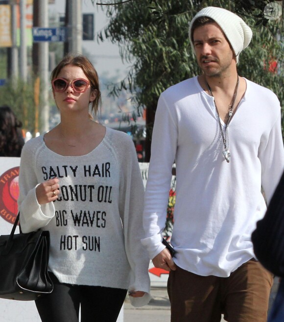 Ashley Benson et Ryan Good à West Hollywood, Los angeles, le 23 janvier 2014.