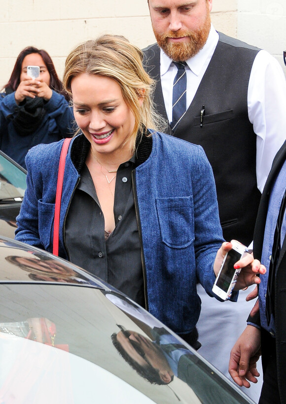 Hilary Duff à la sortie du restaurant Cecconi à West Hollywood, Los Angeles, le 30 janvier 2014.