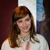 Louise Bourgoin très belle lors de la première du film Un Beau Dimanche à Paris, le 3 février 2014.