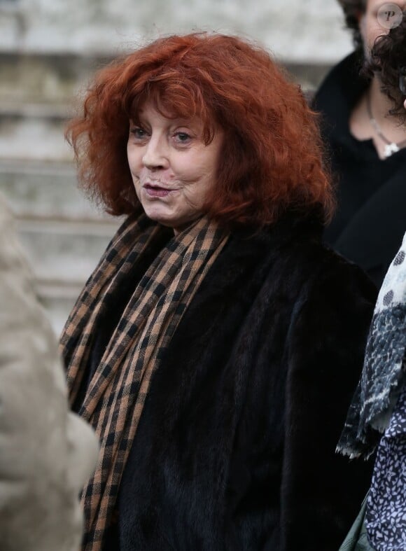 Régine Deforges à la sortie des obsèques de François Cavanna au Père Lachaise à Paris. Le 6 février 2014.