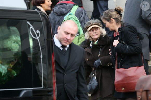 La famille de François Cavanna à la sortie des obsèques de François Cavanna au Père Lachaise à Paris. Le 6 février 2014.