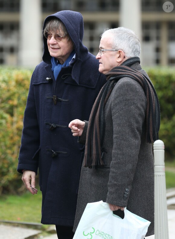 Le dessinateur Cabu lors des obsèques de François Cavanna au Père Lachaise à Paris. Le 6 février 2014.