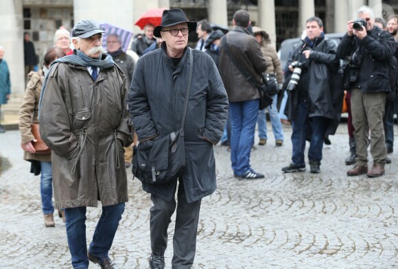 Georges Wolinski lors des obsèques de François Cavanna au Père Lachaise à Paris. Le 6 février 2014.
