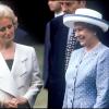 Bernadette Chirac et Elizabeth II à Paris, le 8 juin 1992. 