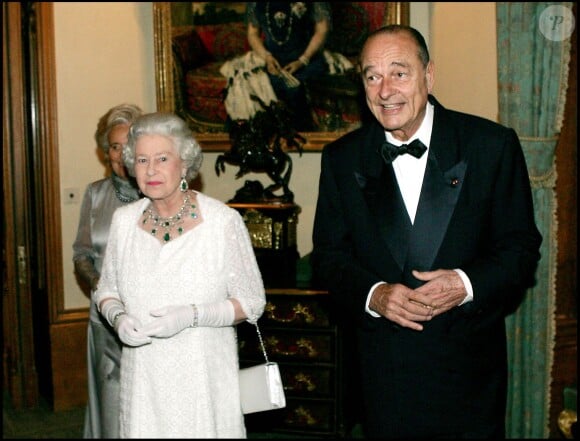 Jacques Chirac et Elizabeth II au château de Windsor, le 18 novembre 2004.