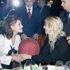 Fanny Ardant et Sandrine Kiberlain s'affronteront bientôt dans la catégorie Meilleure actrice mais pour le moment elles partagent un moment complice au déjeuner des nommés aux César au Fouquet's à Paris, le 8 février 2014.
