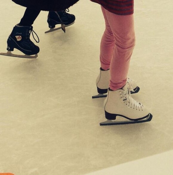 Katie Holmes est allée à la patinoire avec Suri, à New York, le 9 février 2014.