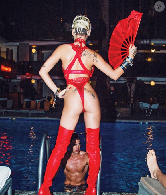 Brooke Candy dans le magazine "Galore"