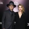 Johnny Depp et sa fiancée Amber Heard à l'avant-première de "3 Days to Kill" à Los Angeles, le 12 février 2014.