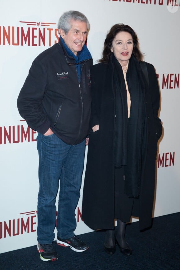 Claude Lelouch et Anouk Aimée lors de la première du film Monuments Men à l'UGC Normandie à Paris le 12 février 2014.