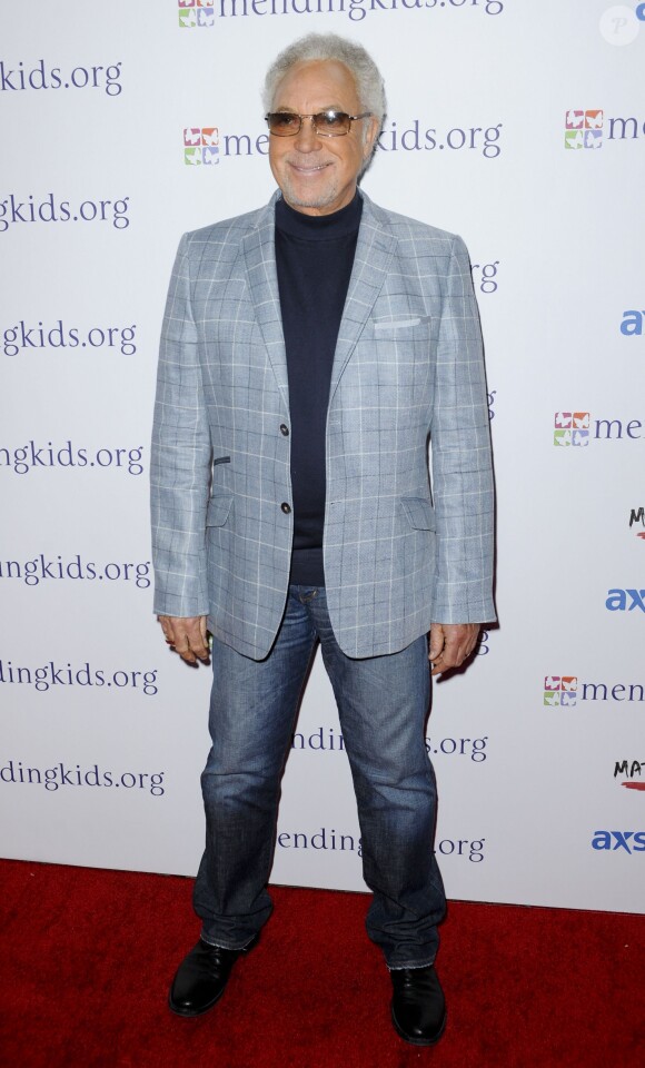Tom Jones à la soirée Mending Kids International au House of Blues à Hollywood, le 14 février 2014.