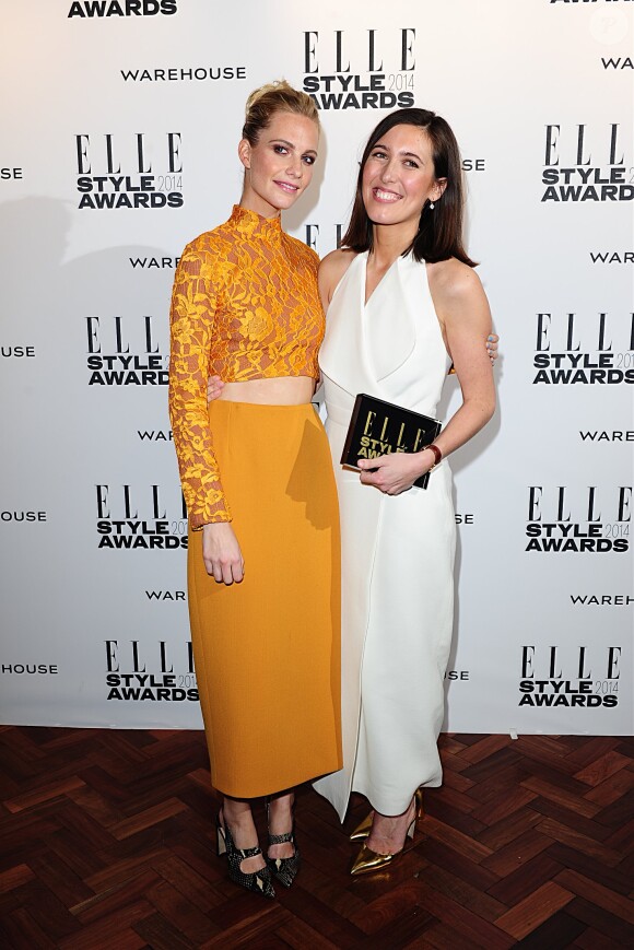 Poppy Delevingne et Emilia Wickstead, lauréate du prix de Red Carpet Designer of the Year lors des Elle Style Awards au One Embankment, à Londres. Le 18 février 2014.