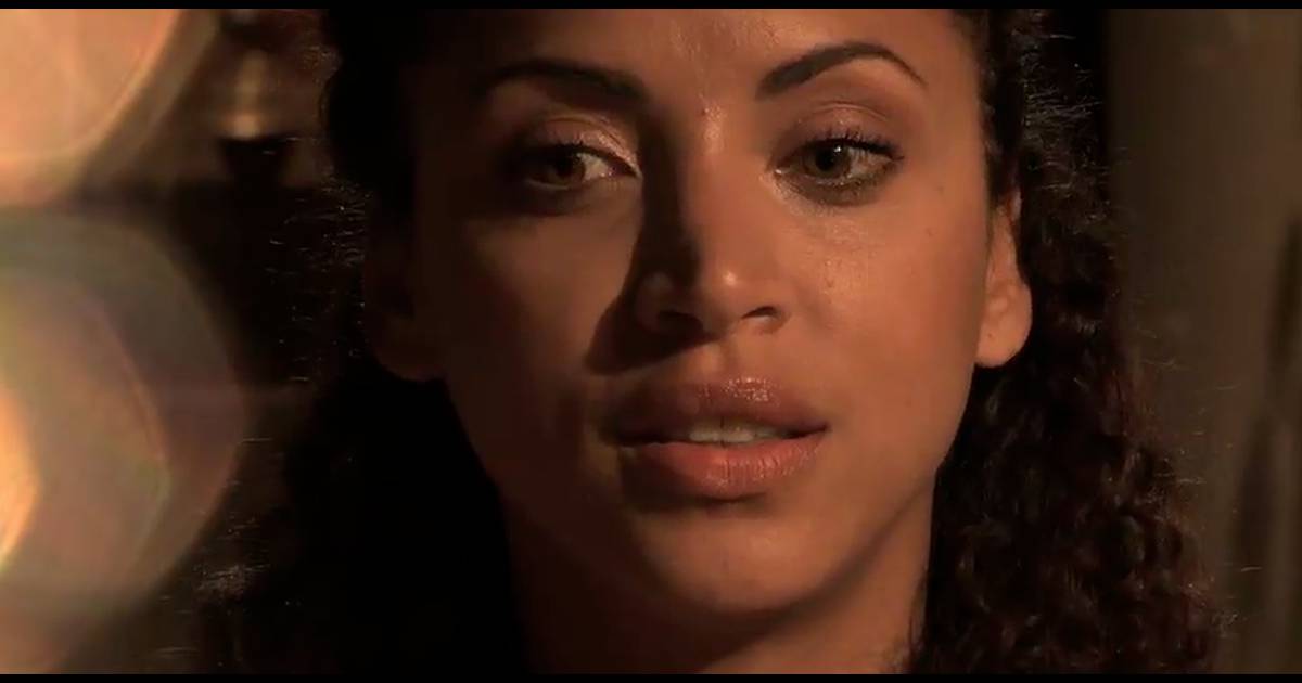 Actrice De L Exorciste S Est Suicidé Noémie Lenoir raconte sa tentative de suicide : ''J'ai avalé tous les
