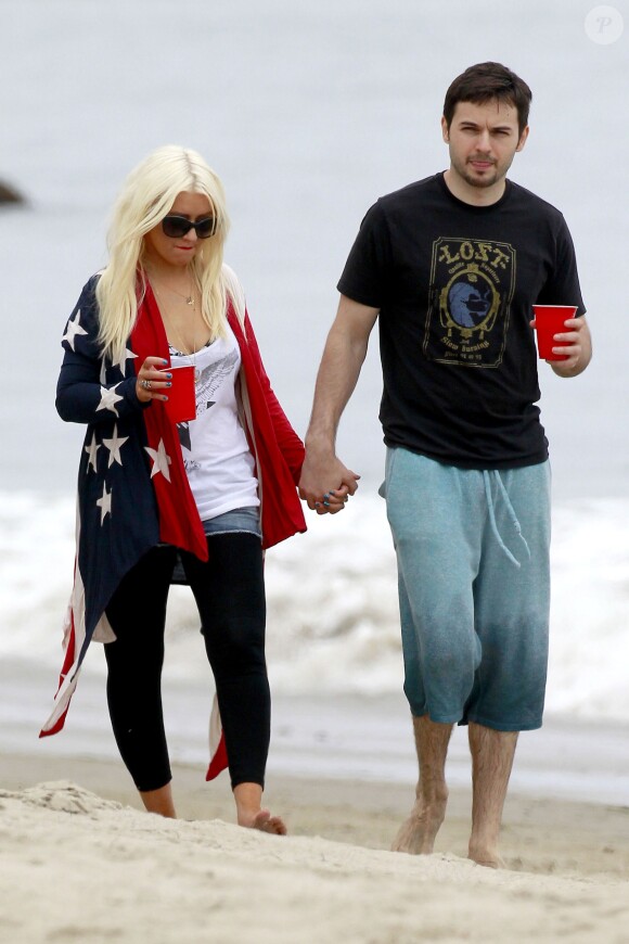 Christina Aguilera avec son amoureux Matt Rutler et son fils Max le 4 juillet 2012 à Los Angeles
