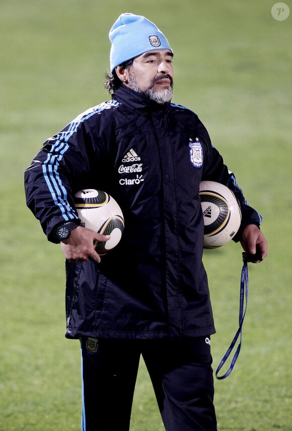 Diego Maradona en Afrique du Sud lors de la coupe du monde 2010, le 10 juin 2010