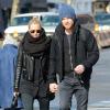 Exclusif - Sam Worthington et sa petite amie Lara Bingle lors d'une balade romantique à New York, le 20 février 2014.