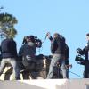 Exclusif - JoeyStarr et Manu Payet sur le tournage du film "36 Heures à tuer", à Cannes, sur le toit du Grand Hôtel, le 11 février 2014