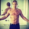 Shane Warne a posté une photo de lui torse nu sur son profil Instagram, le 24 février 2014.