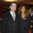Manuel Valls et sa femme Anne Gravoin lors de l'avant-première du film "Supercondriaque" au Gaumont Opéra à Paris, le 24 février 2014