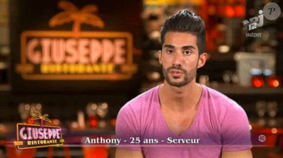Anthony s'apprête à quitter Nikky ("Giuseppe Ristorante" - épisode du mardi 25 février 2014.)