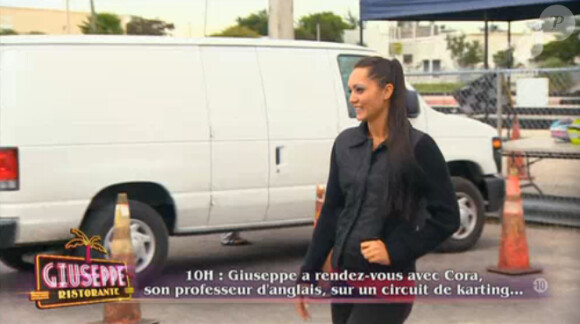 Giuseppe et Cora se retrouvent pour un tour de kart sur un circuit ("Giuseppe Ristorante" - épisode du mardi 25 février 2014.)