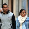 Carlos Tevez et sa femme Vanessa, enceinte, à Milan le 24 février 2014.