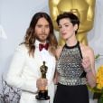 Jared Leto et Anne Hathaway lors de la cérémonie des Oscars le 2 mars 2014