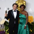 Paolo Sorrentino et Viola Davis lors de la cérémonie des Oscars le 2 mars 2014