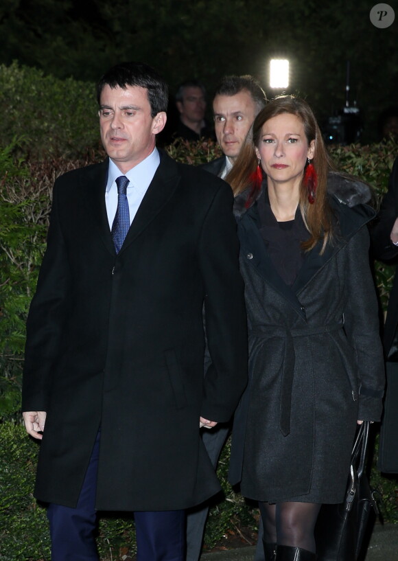 Manuel Valls et la violoniste Anne Gravoin - 29e dîner annuel du Conseil représentatif des institutions juives de France (Crif) au Pavillon d'Armenonville à Paris le 4 mars 2014.