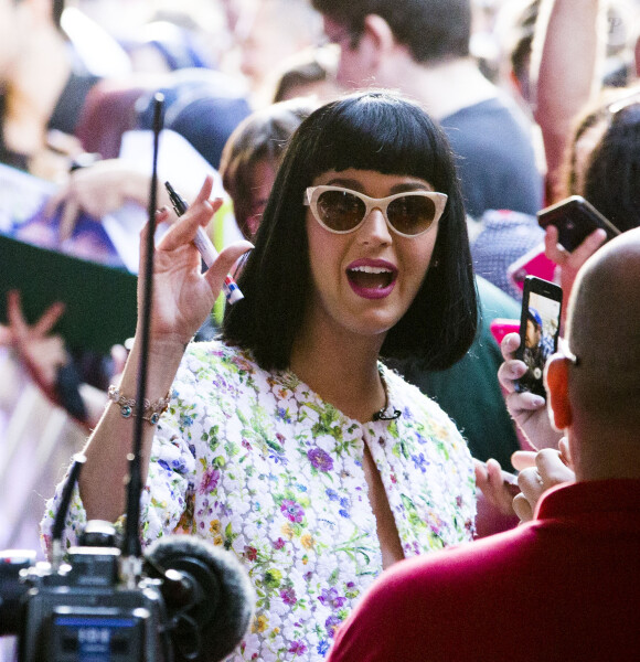 Katy Perry rencontre des fans à Sydney, le 5 mars 2014.