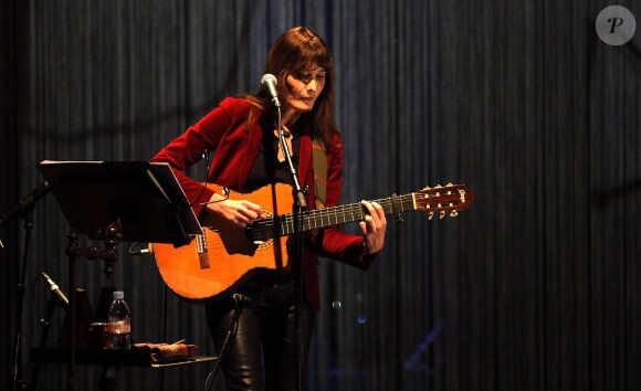 Exclusif - Carla Bruni en concert au Palais des festivals à Cannes. Le 14 février 2014.