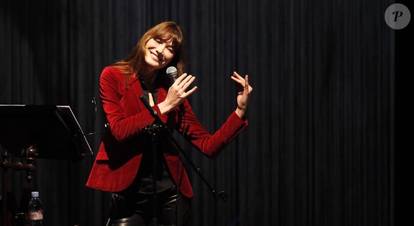 Carla Bruni en concert au palais des festivals à Cannes. Le 14 février 2014