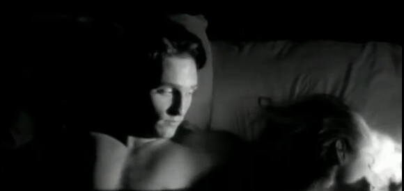 Matthew McConaughey brise-coeur dans le clip du morceau Walk Away Joe, de Trisha Yearwood.