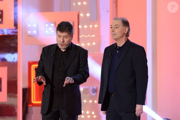 Régis Laspalès et Philippe Chevallier lors de l'enregistrement de l'émission "Vivement dimanche" à Paris le 5 mars 2014.