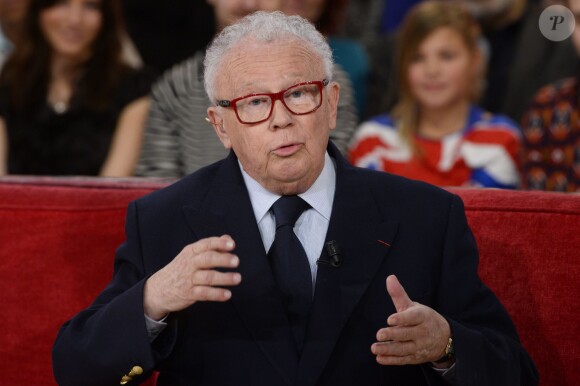 Philippe Bouvard lors de l'enregistrement de l'émission "Vivement dimanche" à Paris le 5 mars 2014.