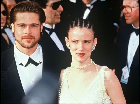 Brad Pitt et Juliette Lewis en 1993 lors de la première du film Brad the Mean Machine