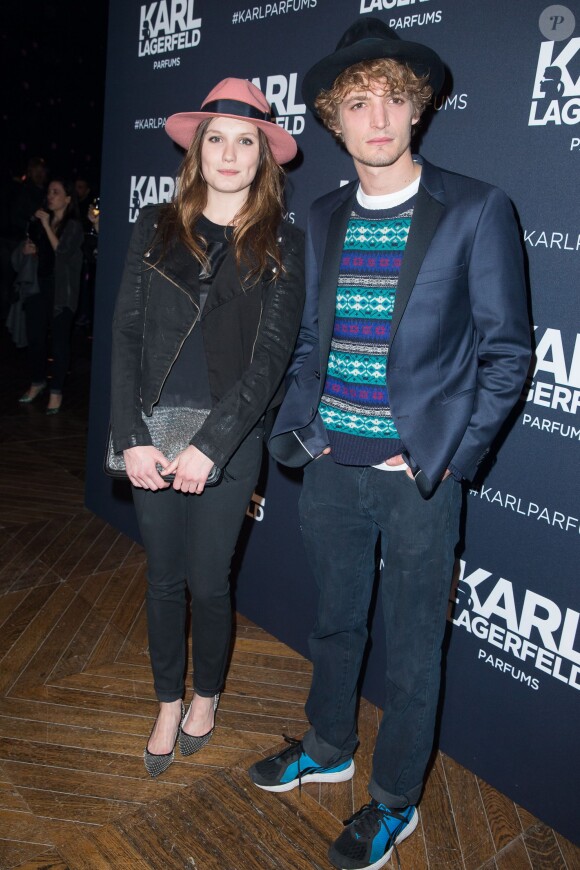 Ana Girardot et Niels Schneider - Lancement du parfum Karl Lagerfeld au Palais Brongniart à Paris, le 11 mars 2014.