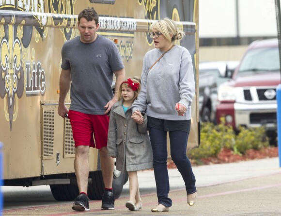 Exclusif - Jamie Lynn Spears se rend au cinéma de bon matin avec sa mère Lynne et sa fille Maddie à Kentwood, le 12 mars 2014.