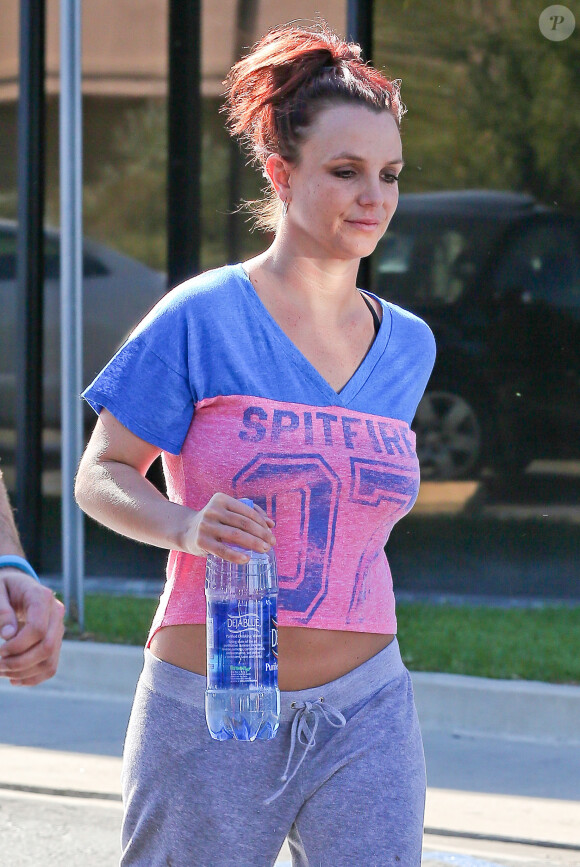 Britney Spears quitte une salle de sport à Los Angeles, le 12 mars 2014.