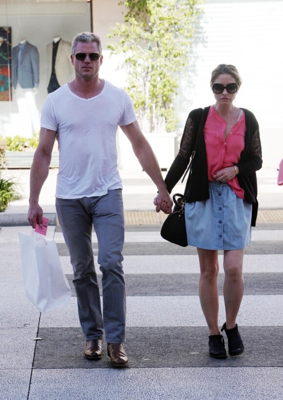 Eric Dane et Rebecca Gayheart se promènent dans les rues de Los Angeles, le 12 mars 2014.